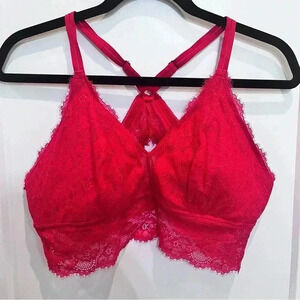 Aerie lace padded lined bra bralette criss cross straps triangle cutout detail